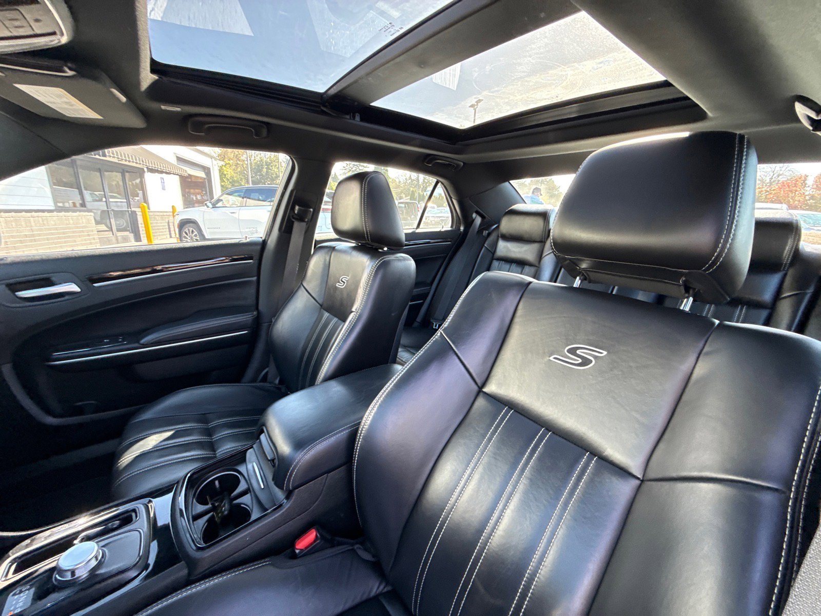 Used 2023 Chrysler 300 S RWD image 16