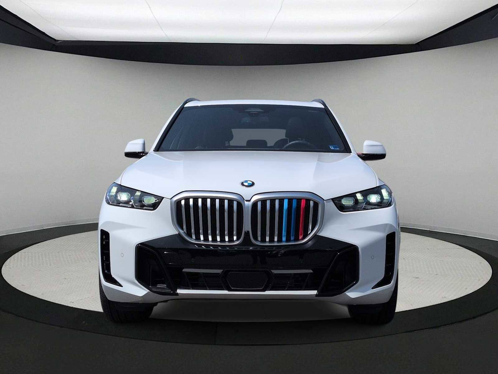 Used 2026 BMW X5 xDrive40i image 3