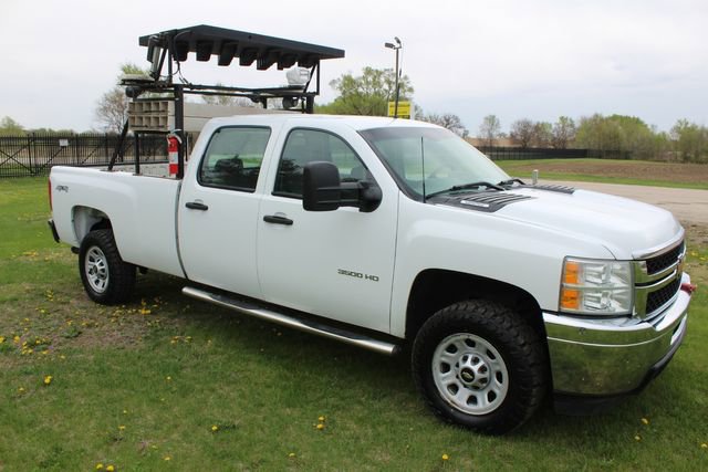 Used 2014 Chevrolet Silverado 3500 W/T image 1