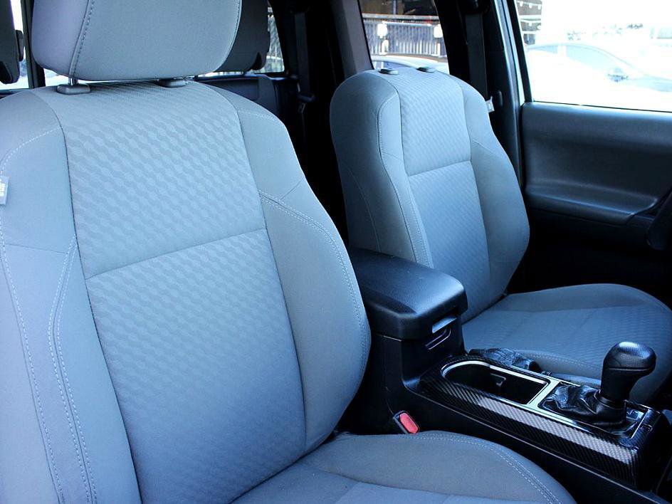 Used 2021 Toyota Tacoma SR w/ SR Convenience Package image 19