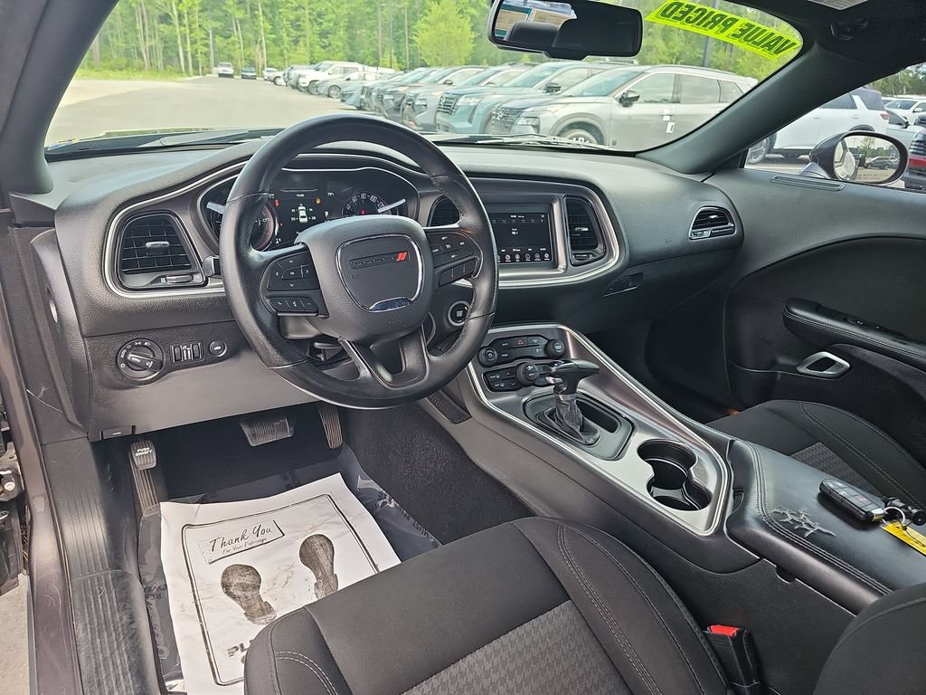 Used 2019 Dodge Challenger SXT w/ Blacktop Package RWD image 21