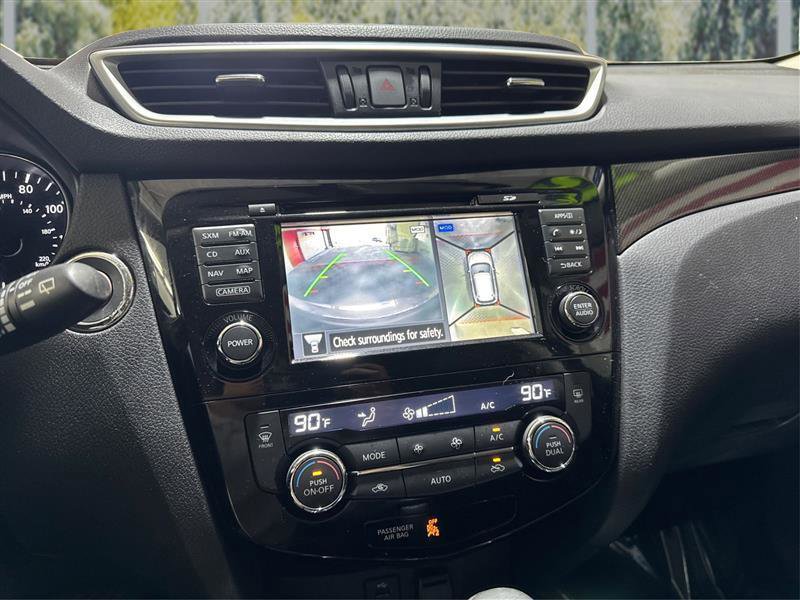 Used 2015 Nissan Rogue SL w/ SL Premium Package image 28