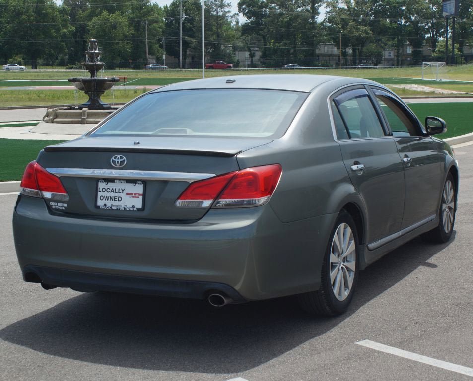 Used 2011 Toyota Avalon Limited FWD image 14