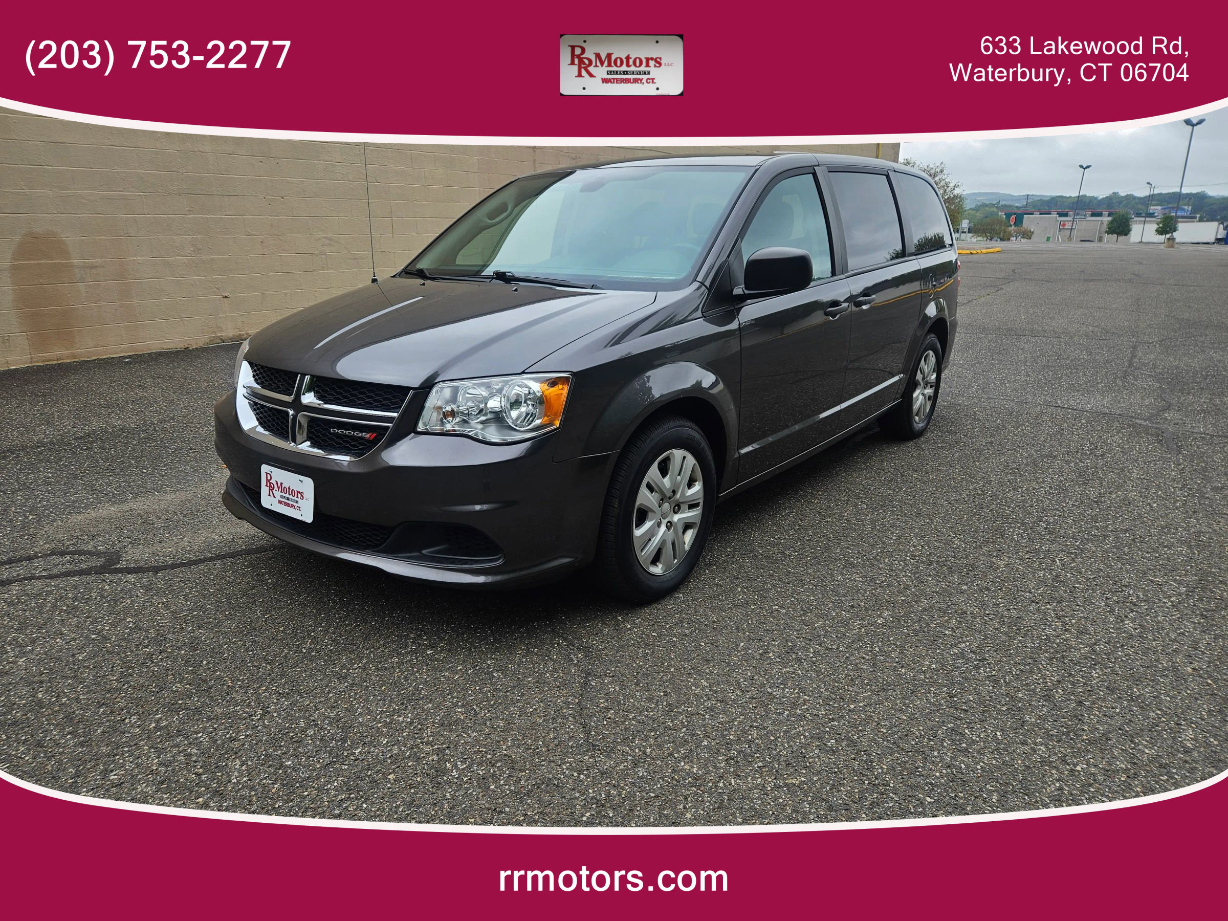 Used 2019 Dodge Grand Caravan SE w/ UConnect Hands-Free Group image 1