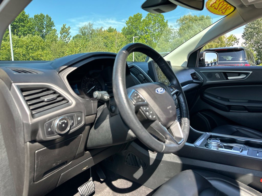 Used 2023 Ford Edge SEL AWD/4WD image 38