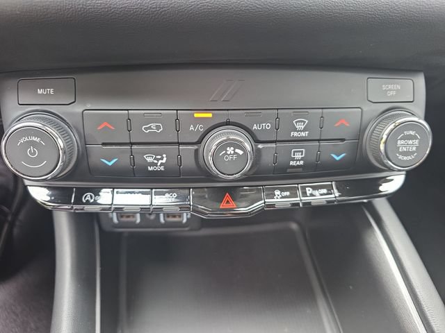Used 2021 Dodge Durango SXT RWD image 25