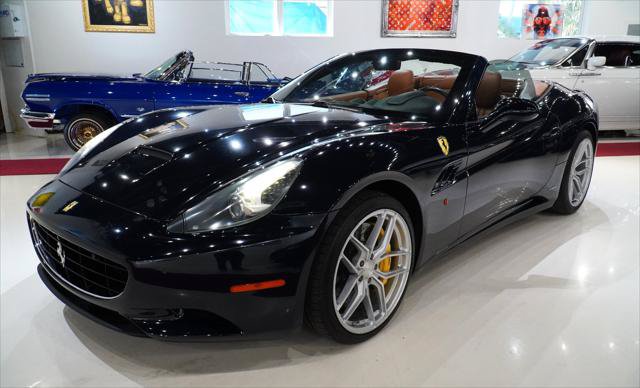 Used 2012 Ferrari California RWD image 7