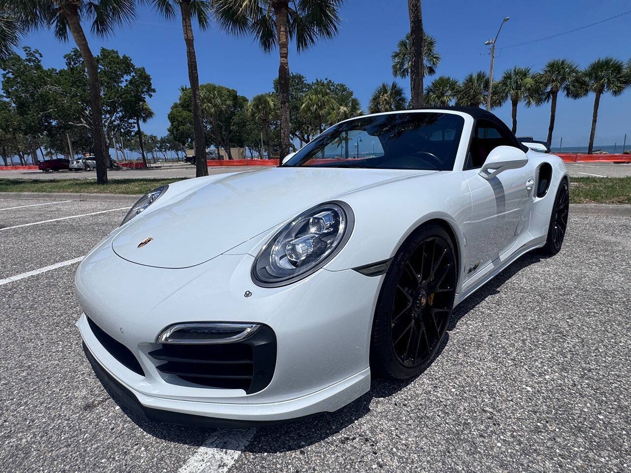 Used 2015 Porsche 911 Turbo S AWD/4WD image 8