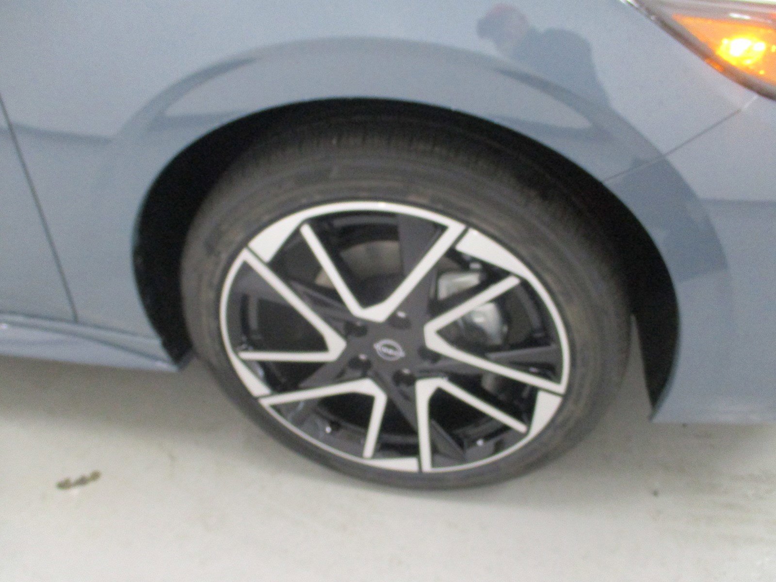 New 2025 Nissan Sentra SR image 4