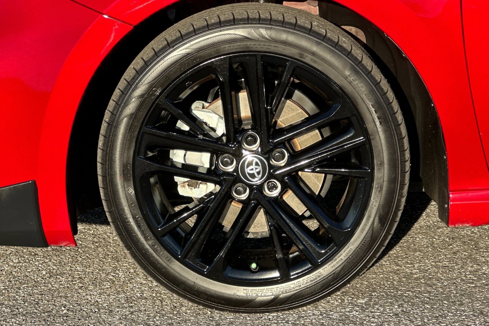 Used 2025 Toyota Camry SE image 27