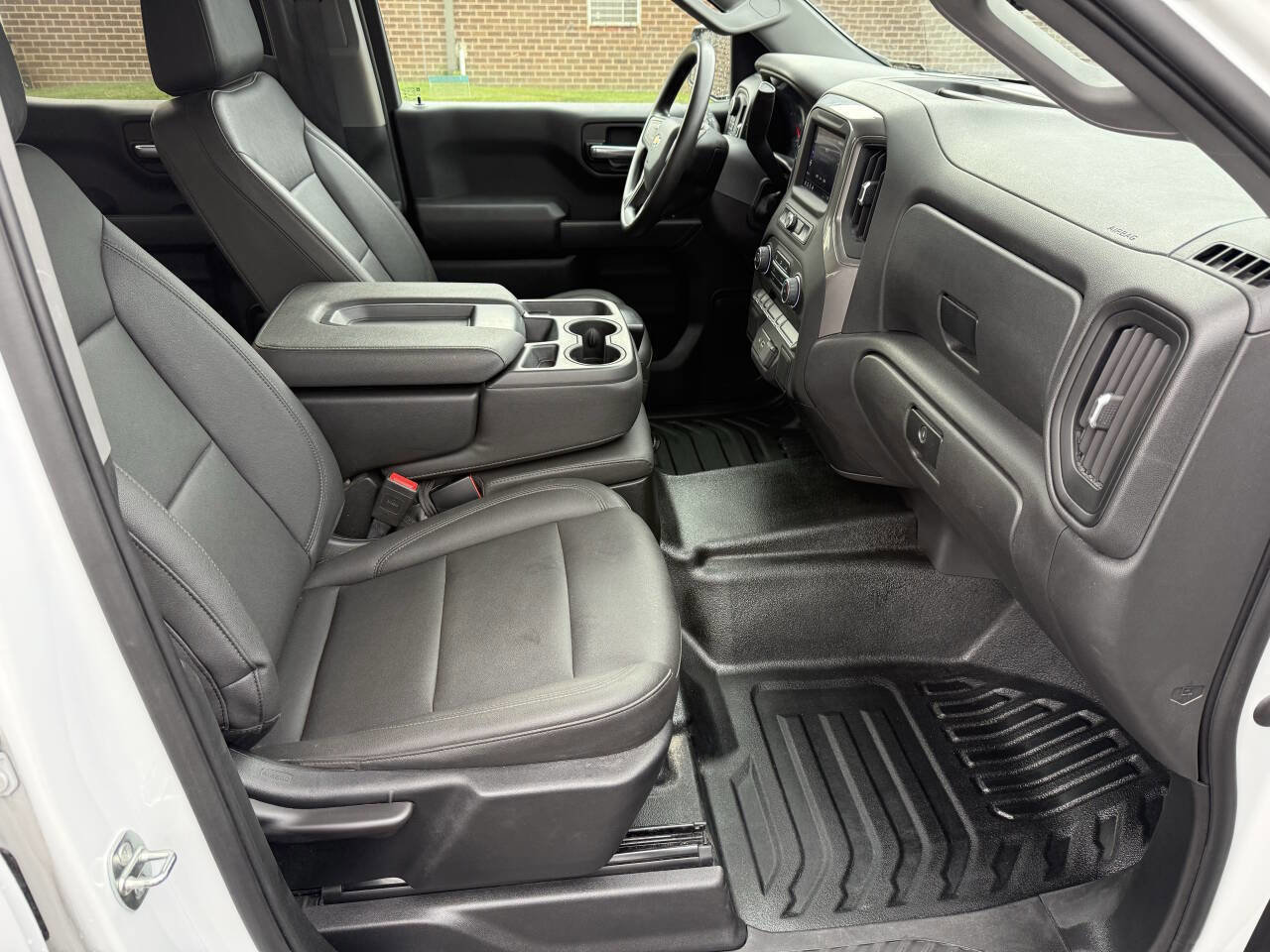 Used 2023 Chevrolet Silverado 1500 W/T image 24