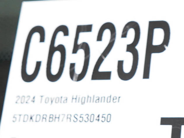 Used 2024 Toyota Highlander XSE AWD/4WD image 33