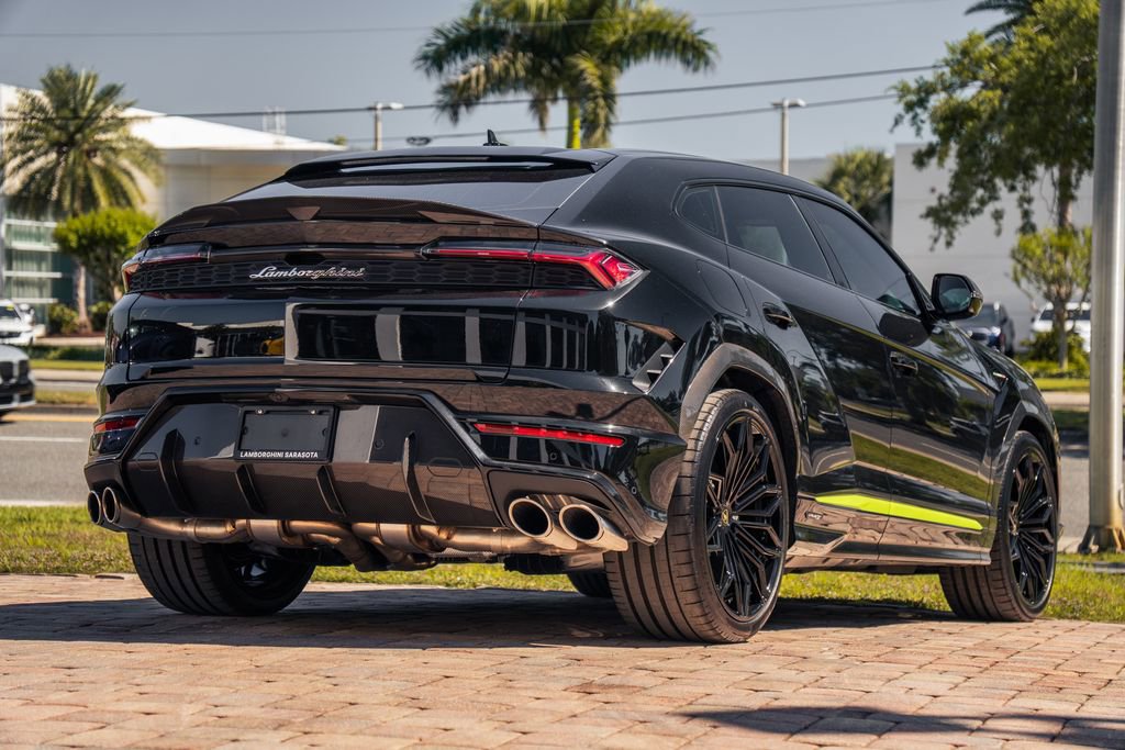 Used 2026 Lamborghini Urus Performante AWD/4WD image 5