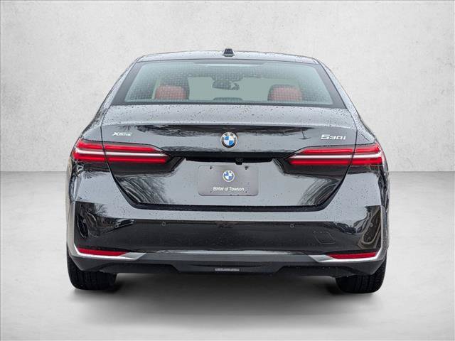 Used 2026 BMW 530i xDrive AWD/4WD image 8