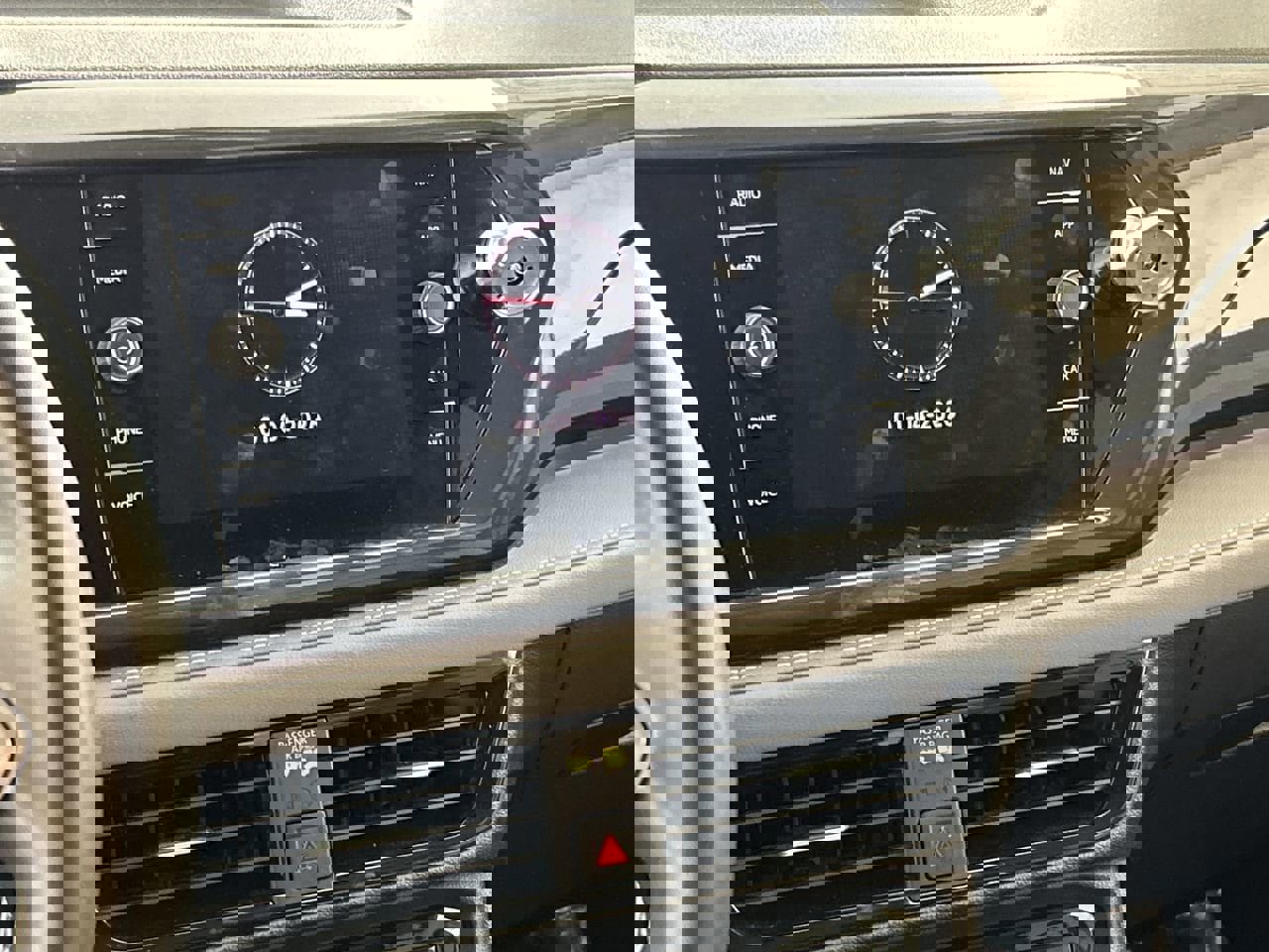 Used 2022 Volkswagen Taos SEL image 17