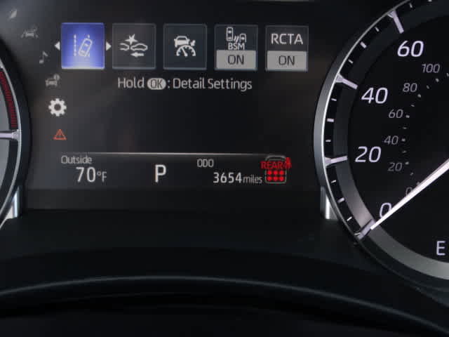 Used 2025 Toyota Highlander XLE image 26