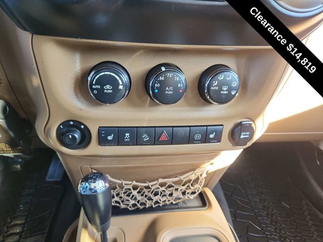 Used 2012 Jeep Wrangler Unlimited Rubicon w/ Dual Top Group image 37