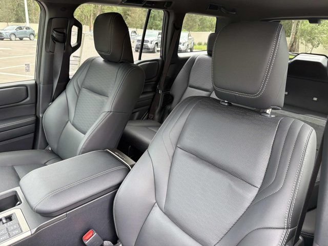 New 2027 Toyota Land Cruiser w/ Premium Package AWD/4WD image 11