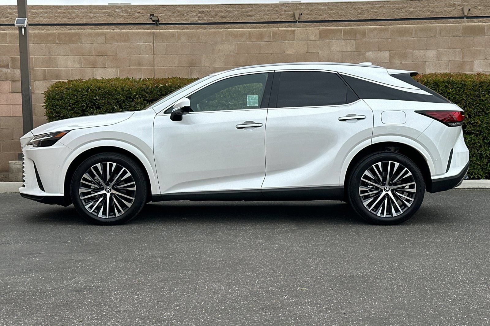 Certified 2024 Lexus RX 350 Premium Plus w/ Convenience Package FWD image 7