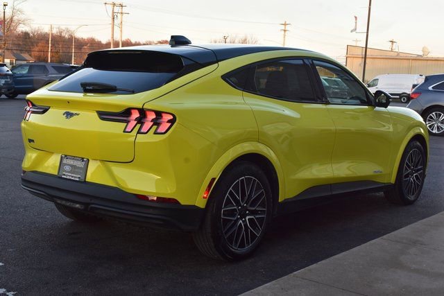 Used 2025 Ford Mustang Mach-E Premium image 6