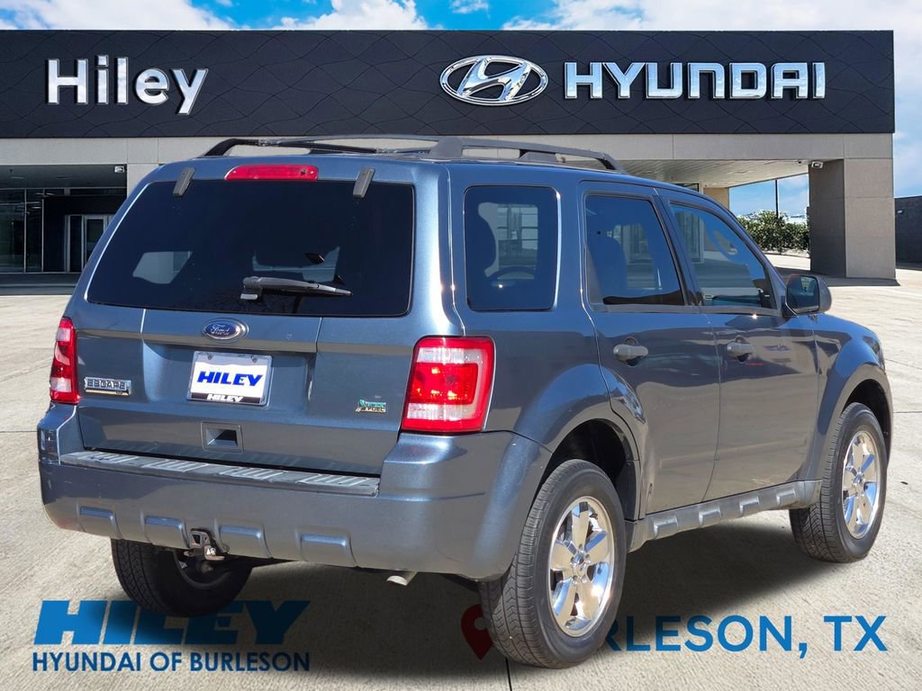 Used 2010 Ford Escape XLT image 4