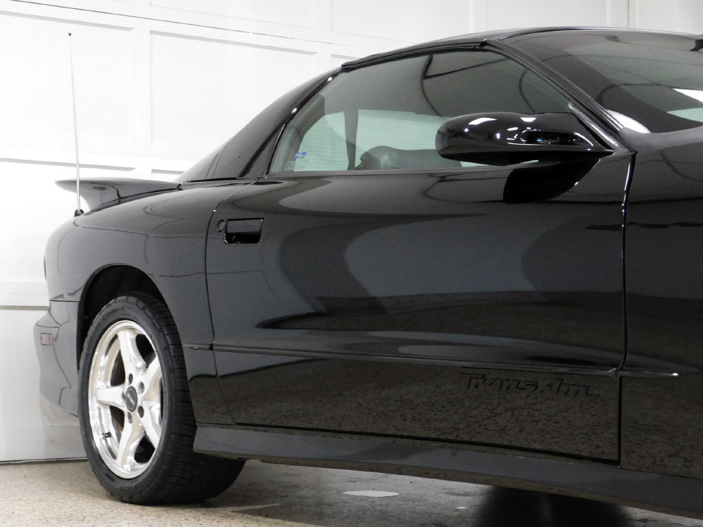 Used 1997 Pontiac Firebird Trans Am RWD image 20