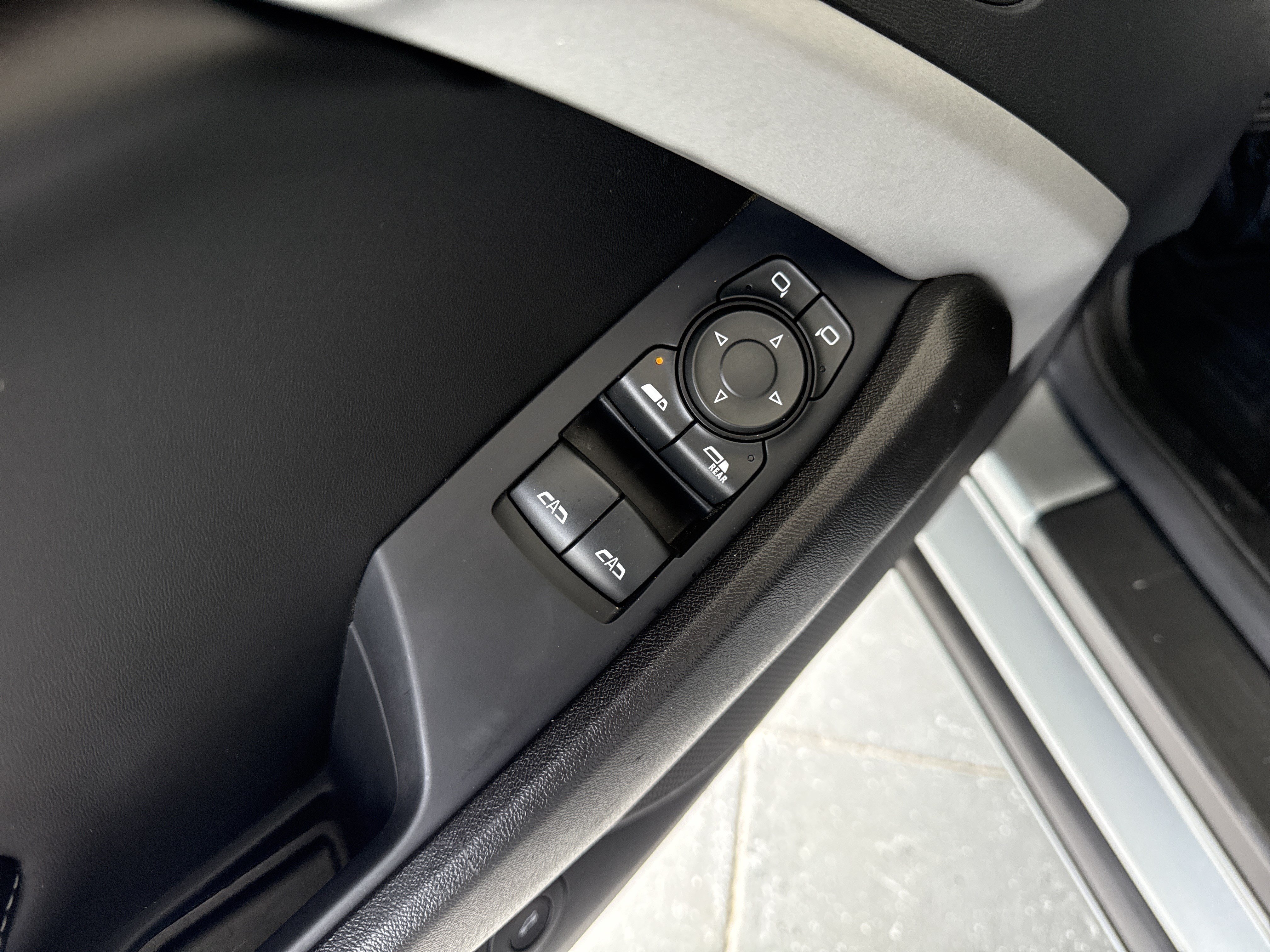Used 2023 Chevrolet Camaro SS RWD image 14