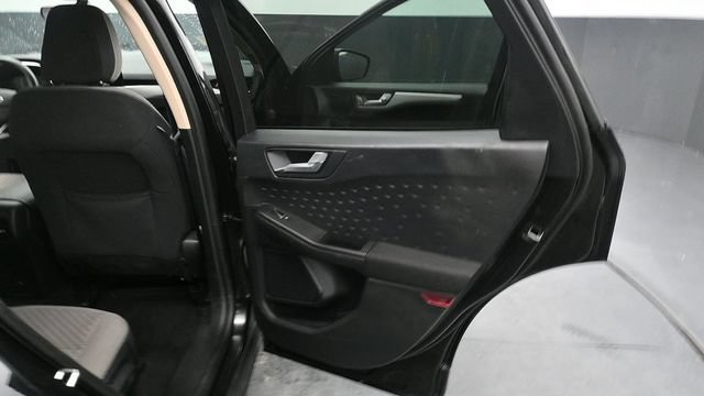Used 2020 Ford Escape SE AWD/4WD image 16
