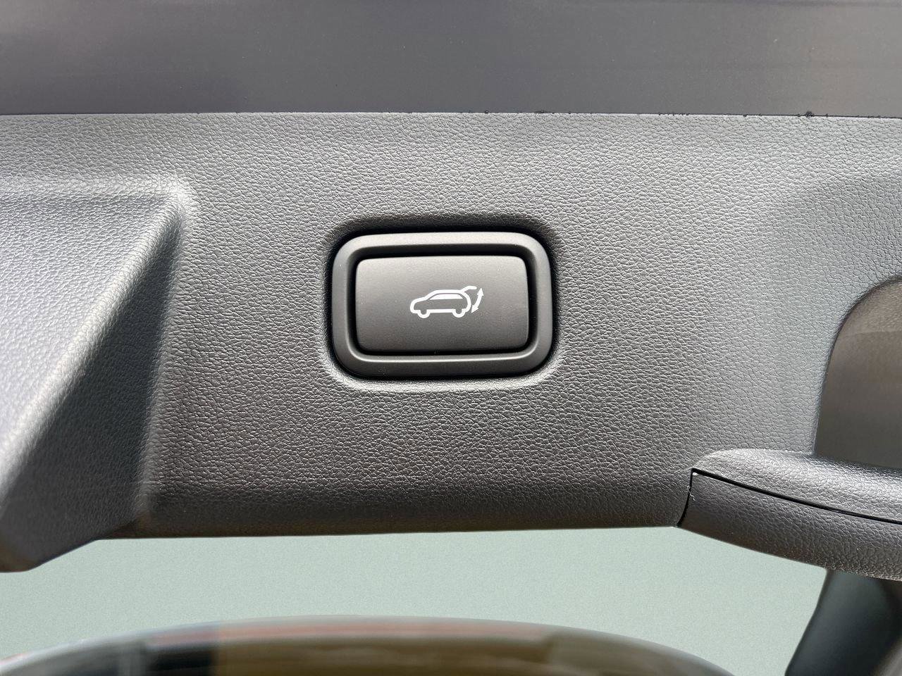 New 2026 Hyundai Tucson Limited image 25