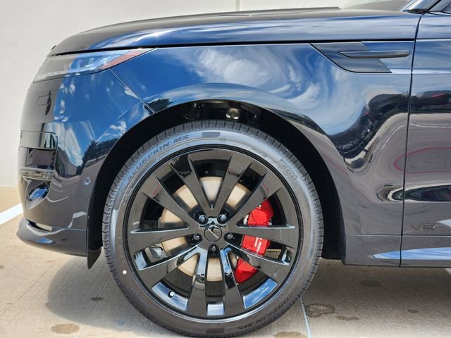 New 2026 Land Rover Range Rover Sport Dynamic SE AWD/4WD image 9