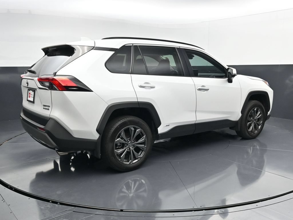 Used 2024 Toyota RAV4 Limited w/ Advanced Technology Package AWD/4WD image 8