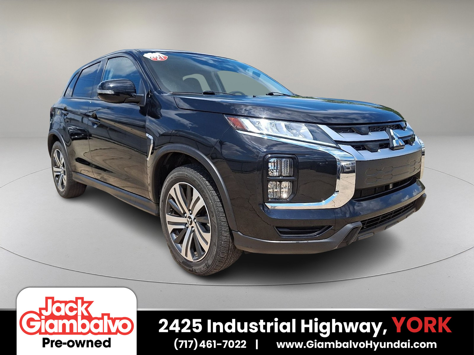 Used 2021 Mitsubishi Outlander Sport SE image 1