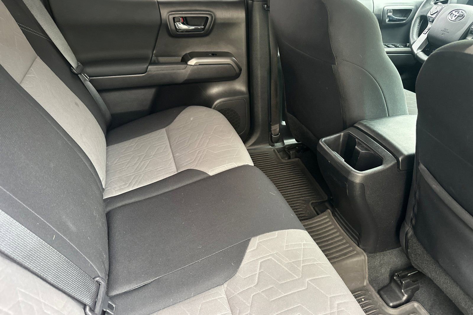 Used 2023 Toyota Tacoma TRD Off-Road image 17