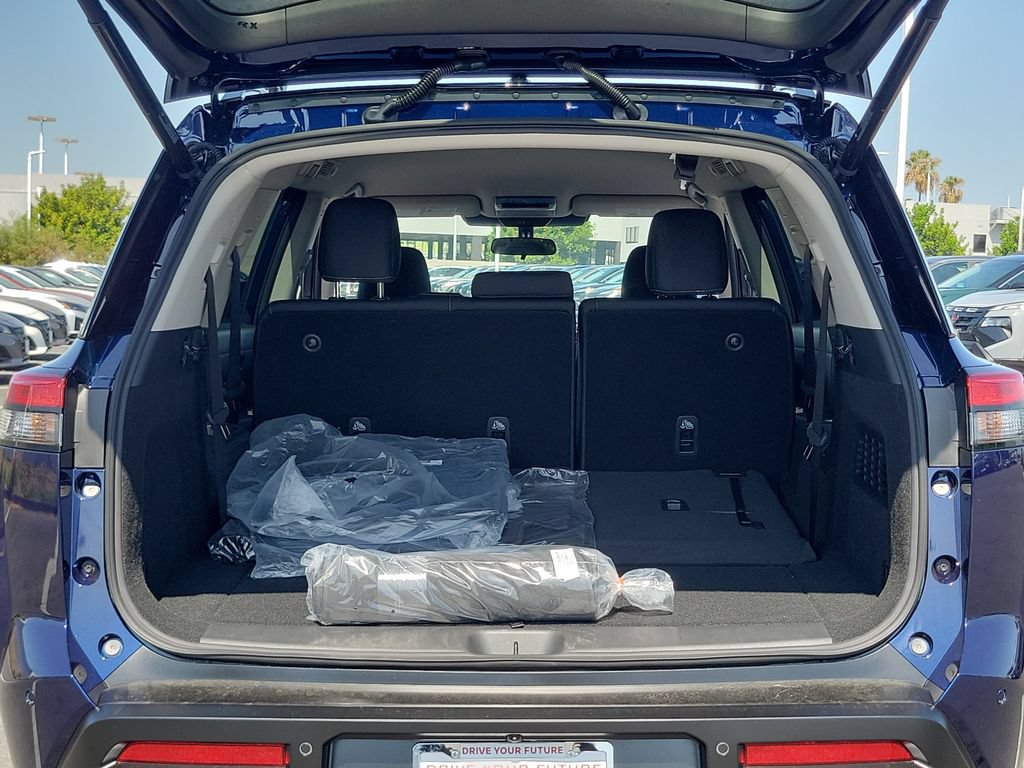 New 2026 Nissan Pathfinder SV FWD image 16