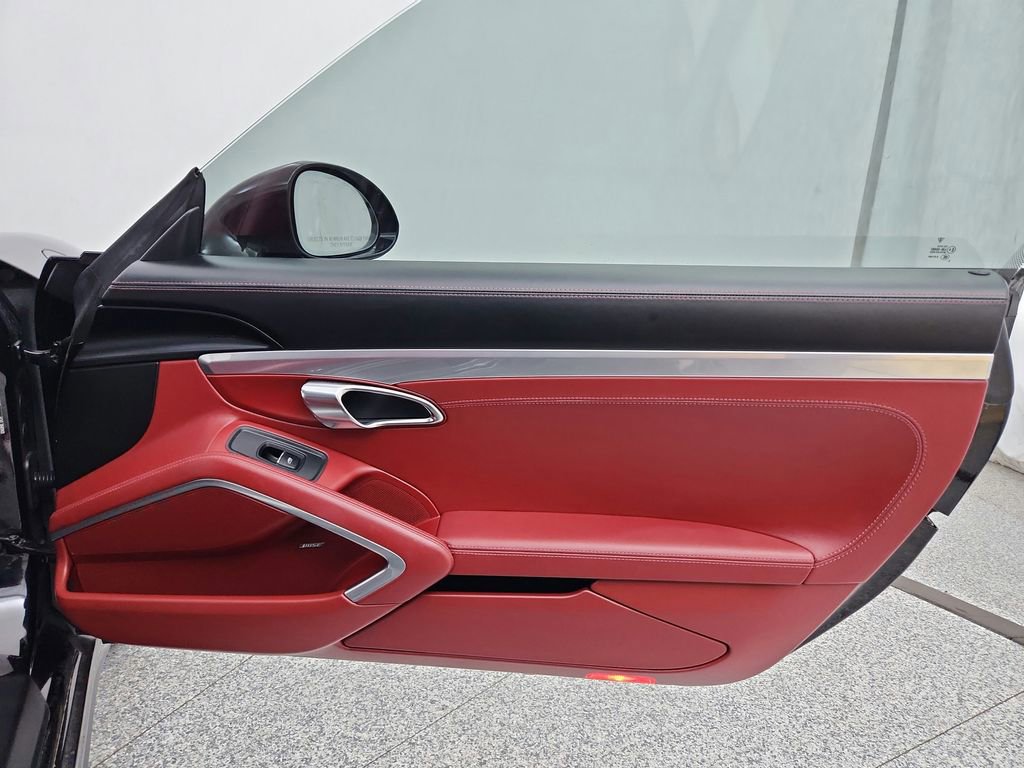 Used 2017 Porsche 911 Carrera 4S image 34