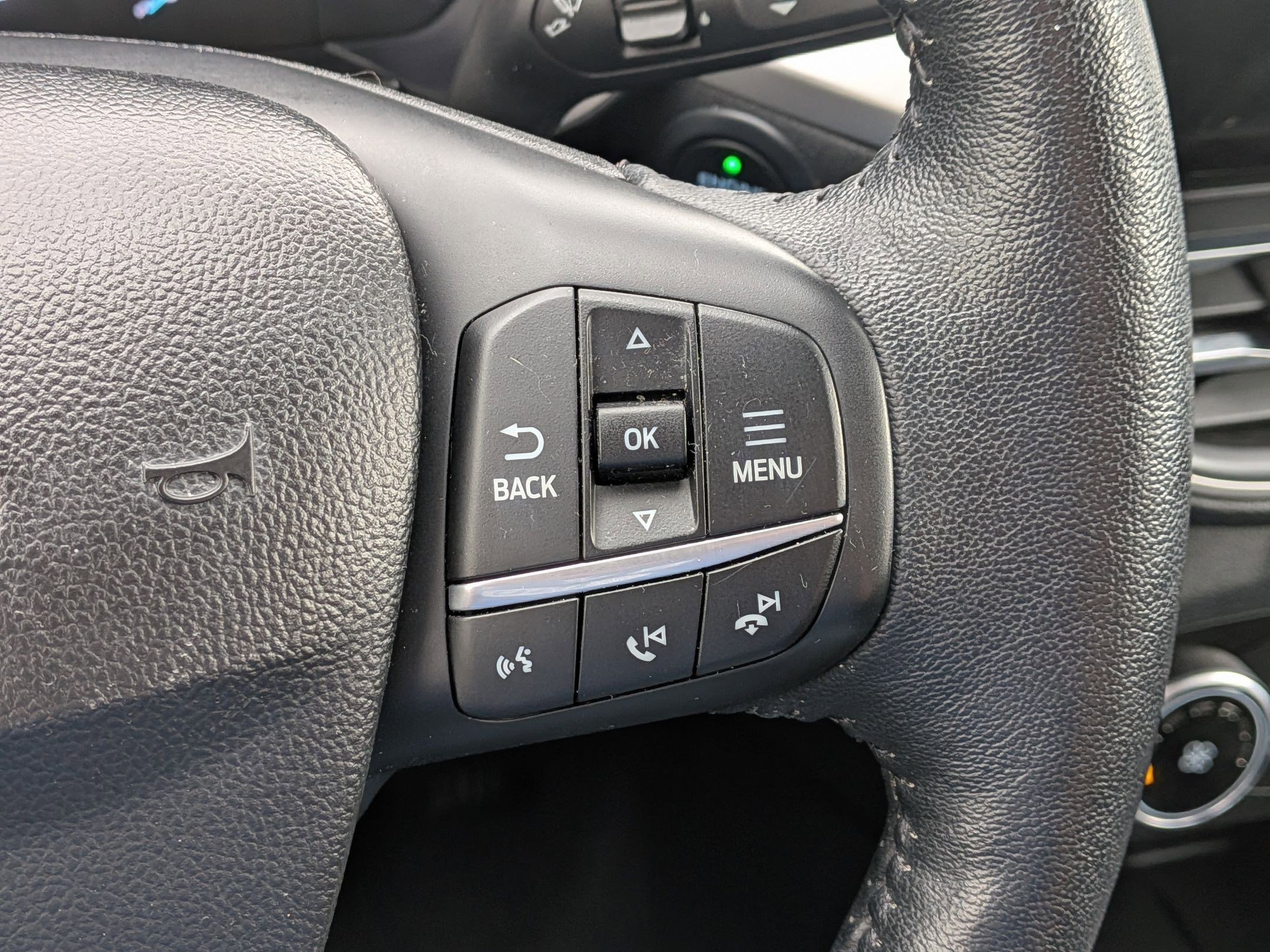 Used 2020 Ford Escape SEL image 20