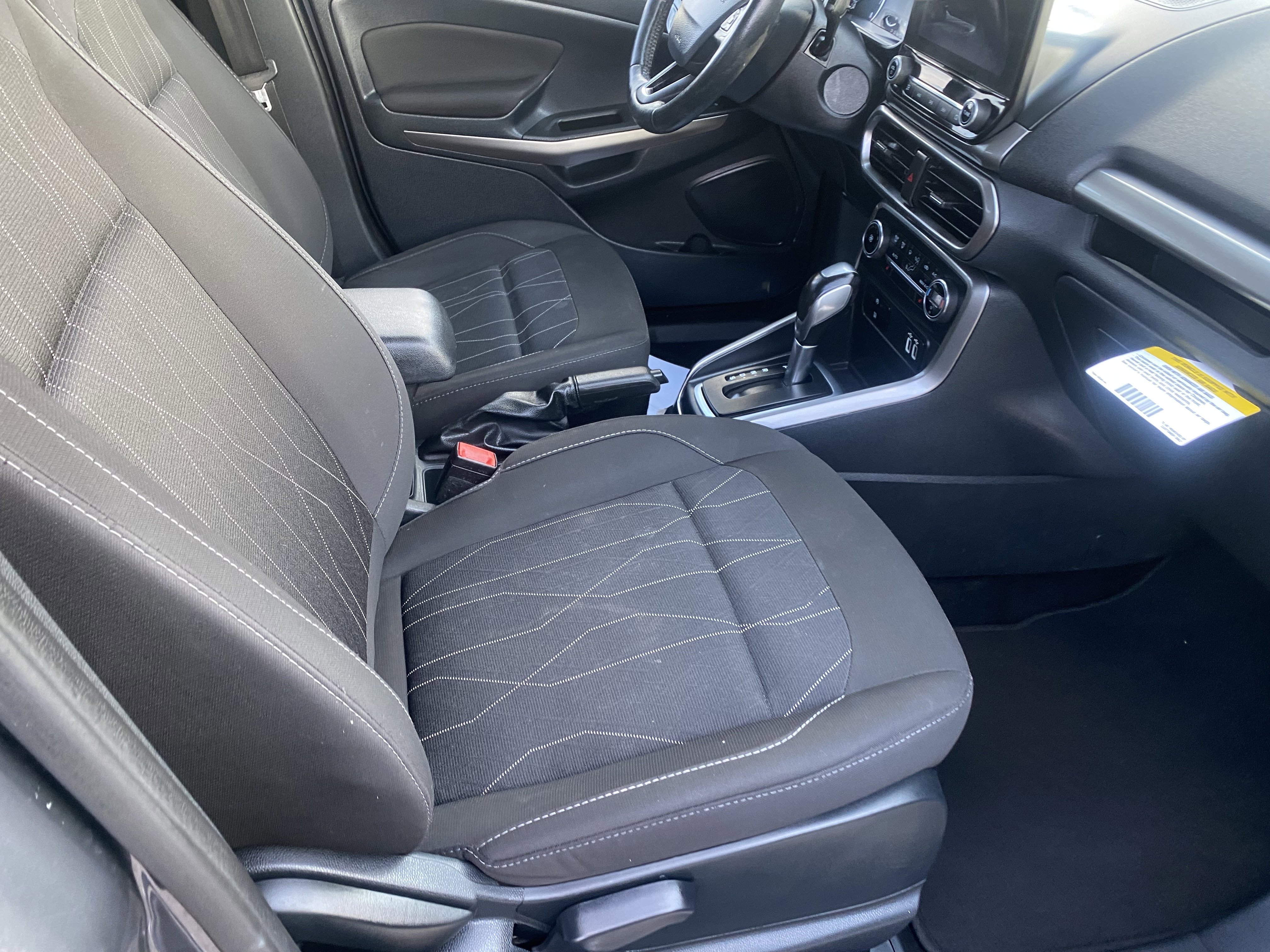 Used 2019 Ford EcoSport SE w/ SE Convenience Package image 15