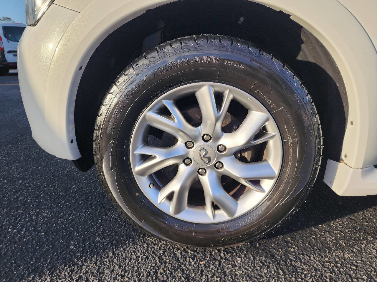 Used 2012 INFINITI QX56 2WD w/ Theater Pkg image 9