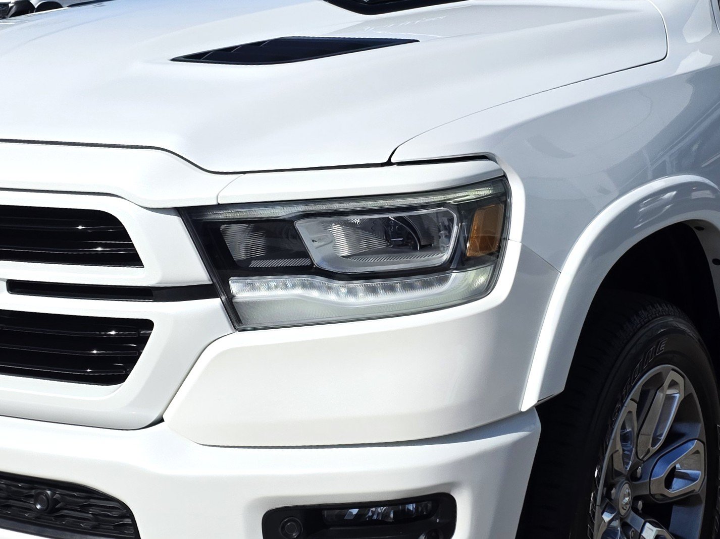 Certified 2022 RAM 1500 Laramie AWD/4WD image 8