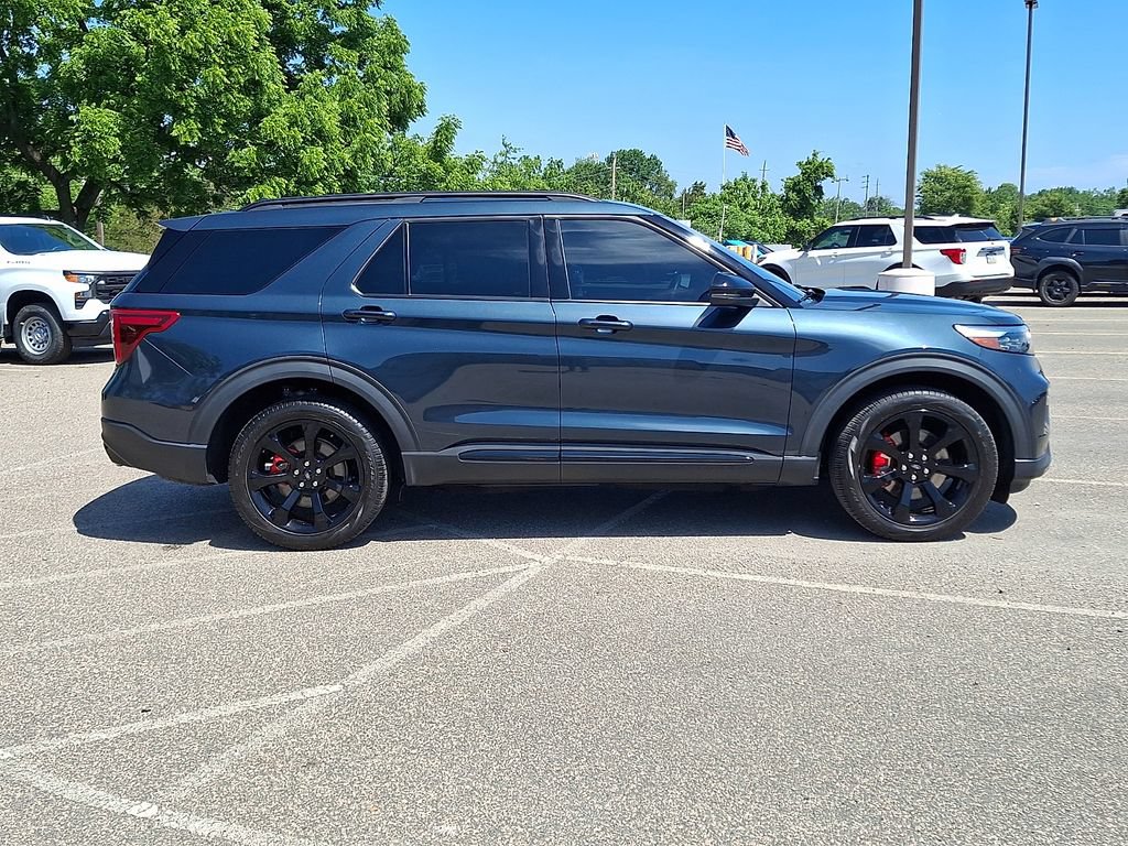 Used 2023 Ford Explorer ST w/ Equipment Group 401A AWD/4WD image 10