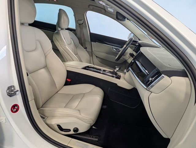 Used 2018 Volvo S90 T5 Momentum image 15