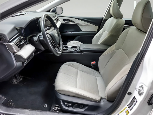 Certified 2025 Toyota Camry XLE FWD image 8