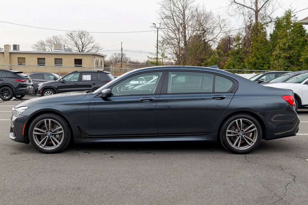 Used 2019 BMW 740i xDrive w/ Executive Package AWD/4WD image 4