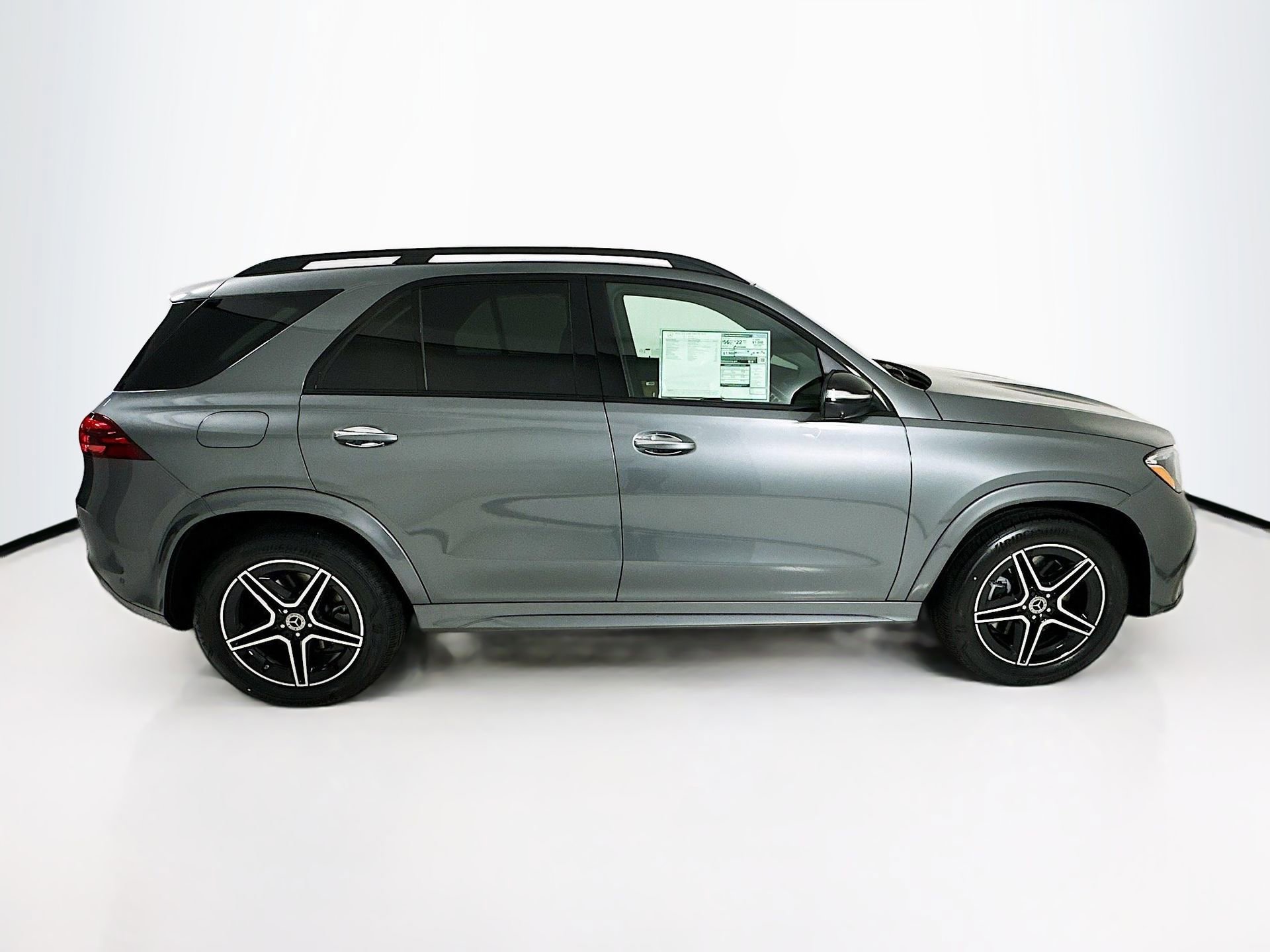 New 2026 Mercedes-Benz GLE 450e 4MATIC image 9