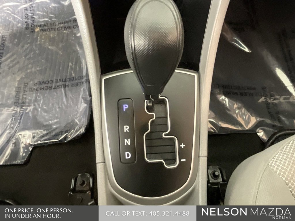 Used 2014 Hyundai Accent GS image 34