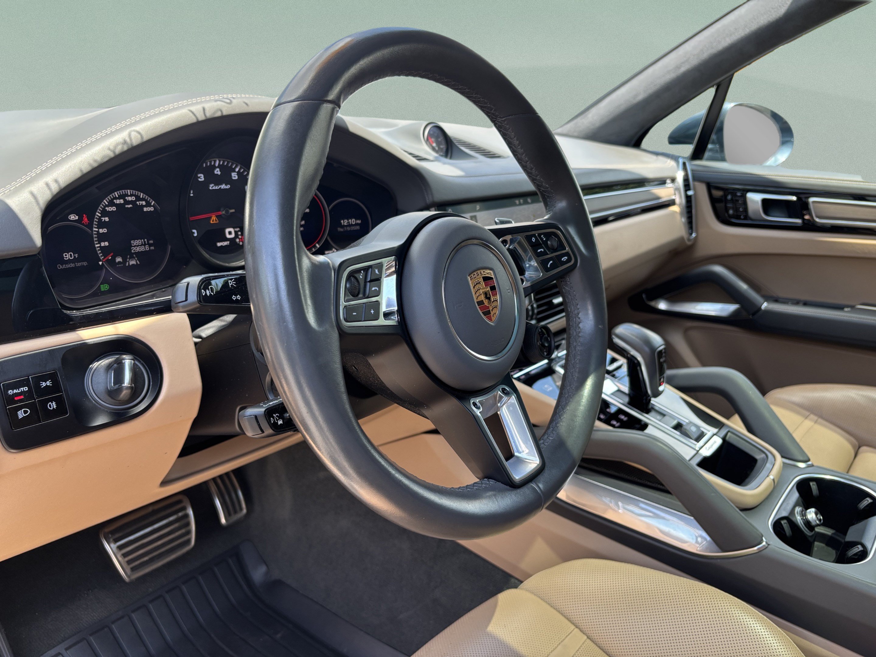 Used 2019 Porsche Cayenne Turbo AWD/4WD image 21