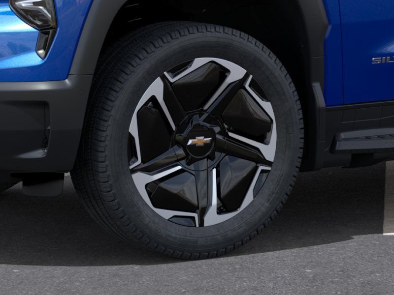 New 2026 Chevrolet Silverado EV LT AWD/4WD image 11