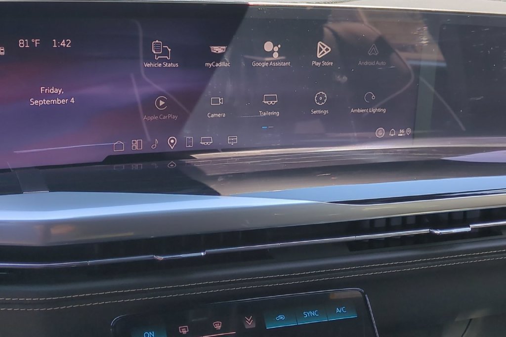 New 2026 Cadillac Escalade Sport AWD/4WD image 10