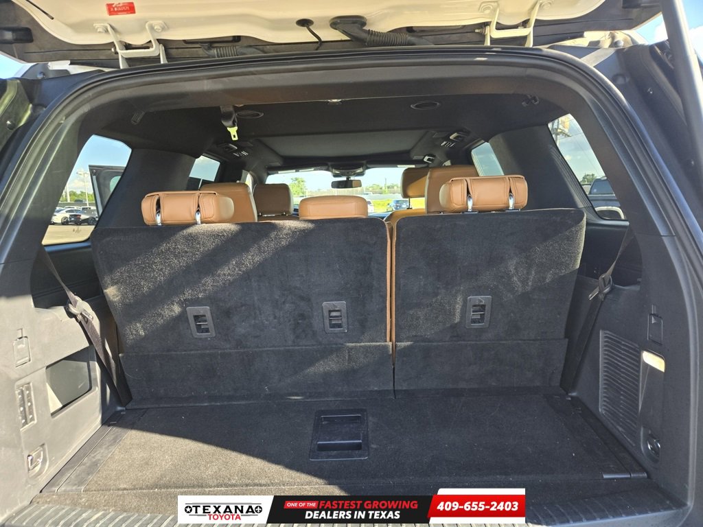 Used 2023 Ford Expedition Platinum image 14