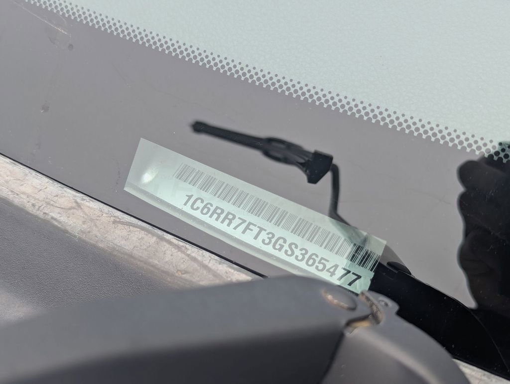 Used 2016 RAM 1500 Express image 27